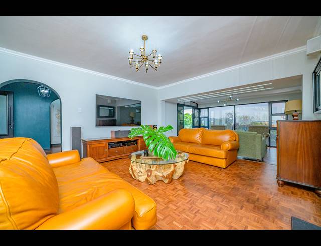 4 BEDROOM HOUSE FOR SALE IN WESTVILLE